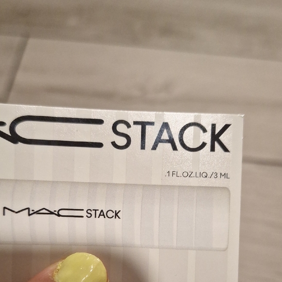💘MAC Stack Mascara🍓🦉🐧 - Picture 3 of 3